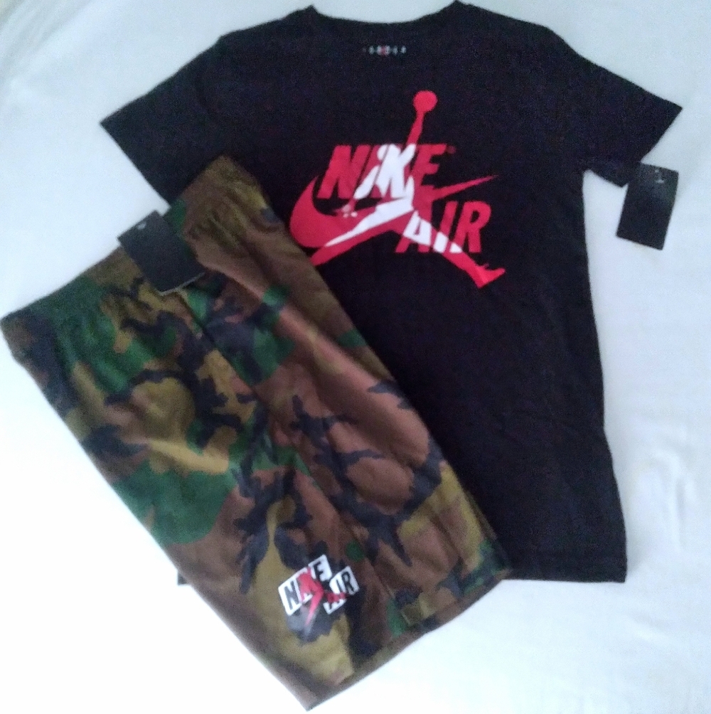 Jordan Boys Youth 2pc Camo Short Set- Large
